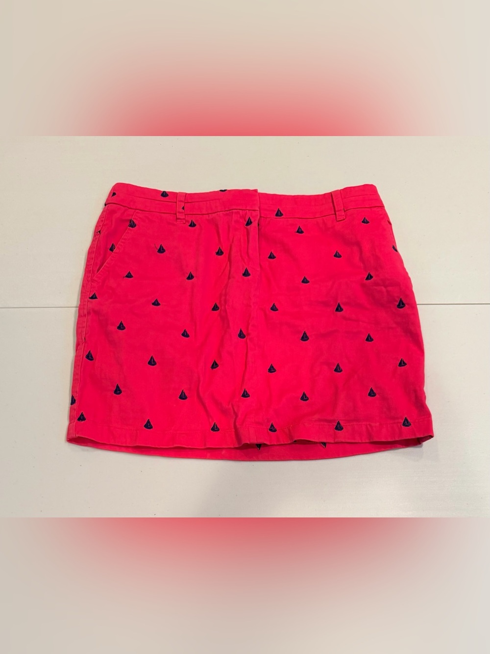 British Khaki | women’s sailboat miniskirt. Size: 14